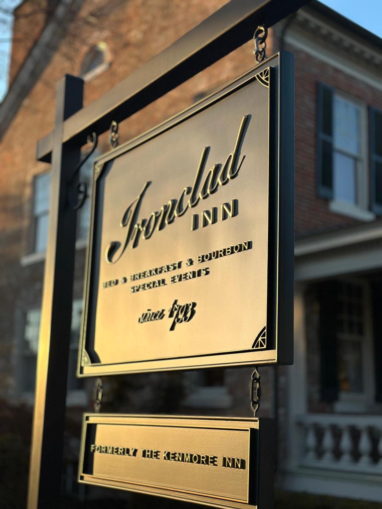 Ironclad Inn And Bourbon Room Fredericksburg Ngoại thất bức ảnh