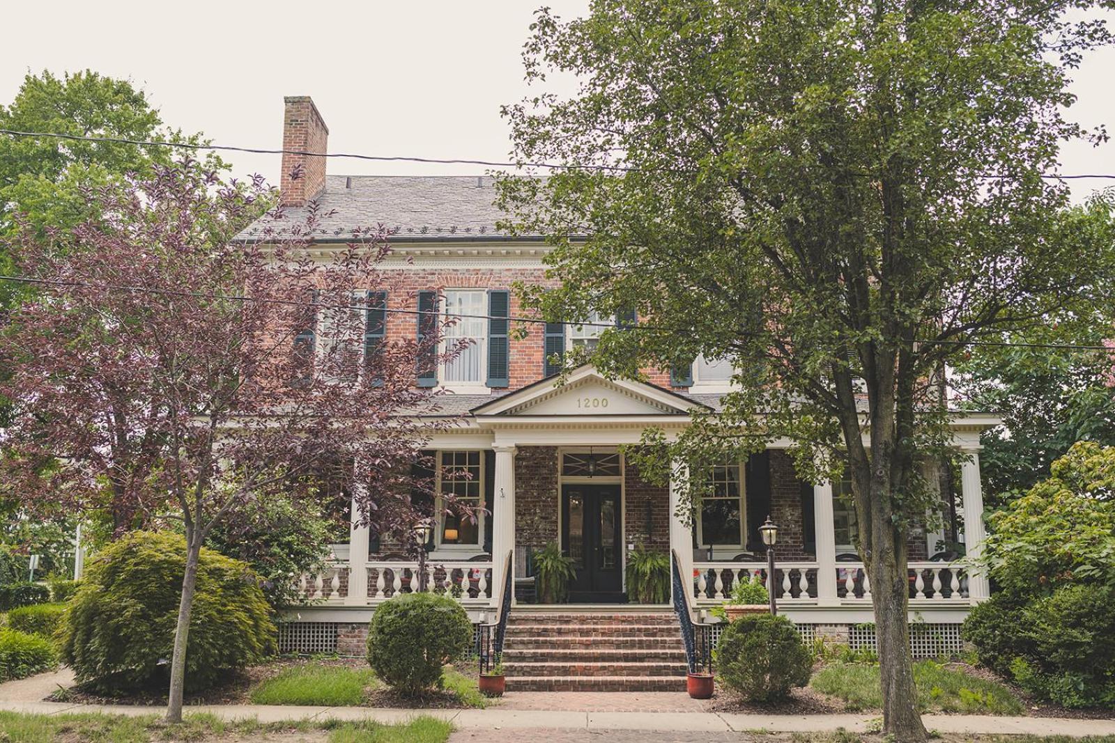 Ironclad Inn And Bourbon Room Fredericksburg Ngoại thất bức ảnh